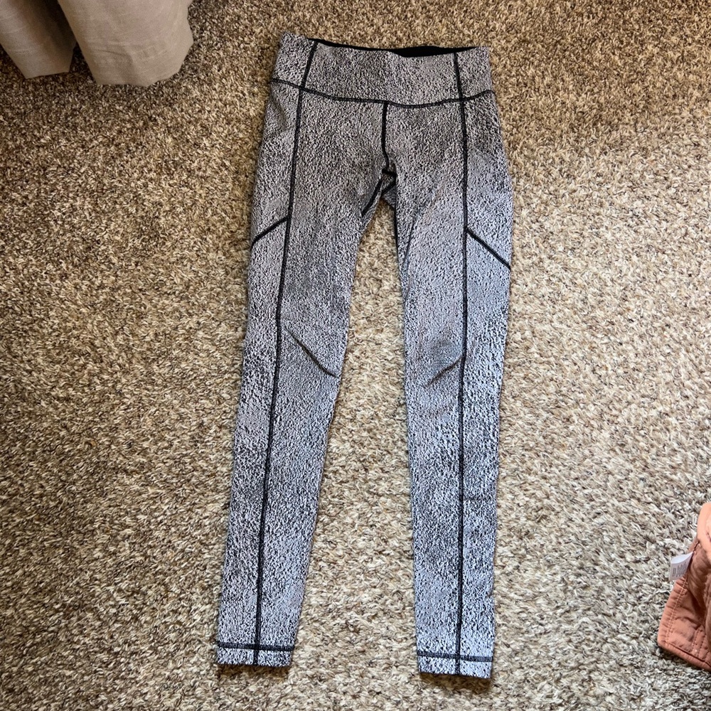 lululemon black and white speckled leggings